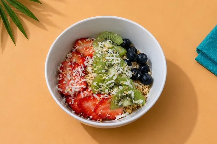 Tropical Glow Up bowl served as a healthy lunch in Aruba at Waffles Beach House
